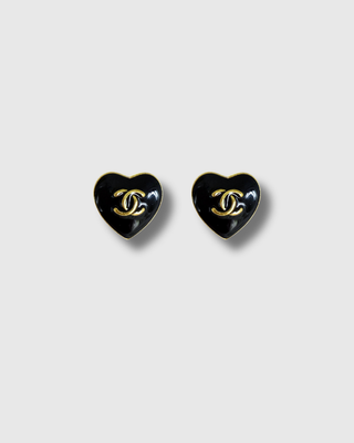 G30 HEART STUDS