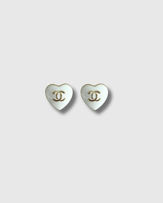 G25 HEART STUDS